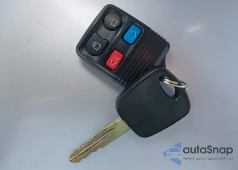 2001 Ford Mustang from USA, damaged, VIN 1FAFP40431F100937